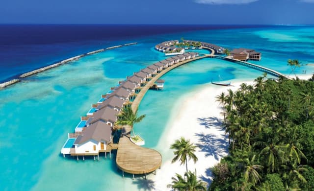 Maldives Deluxe Hotel