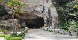 Ipoh Buddhist Kek Lok Tong Temple Cave