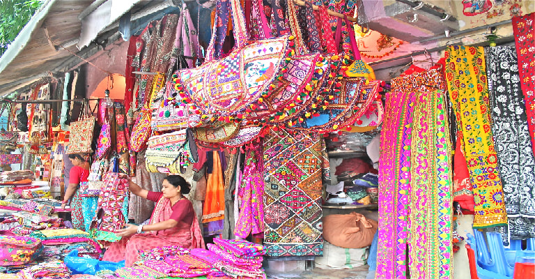 Kinari Bazar, A Place For Shopaholic
