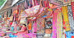 Kinari Bazar, A Place For Shopaholic