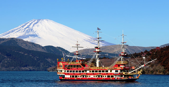 lake ashi cruise (1)