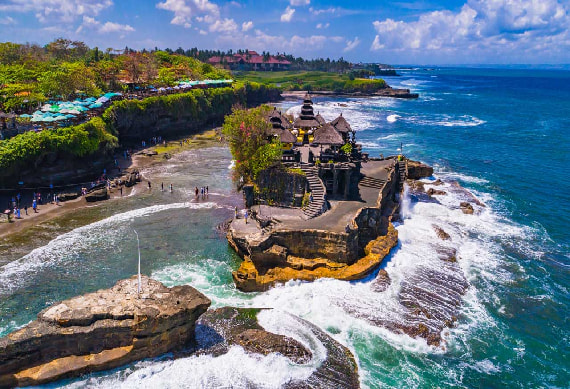 visit tanah lot temple