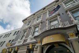 Auckland City Hotel - Exterior View