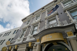 Auckland City Hotel - Exterior View
