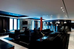 DoubleTree by Hilton Queenstown Lobby