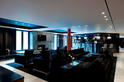 DoubleTree by Hilton Queenstown - Lobby Area