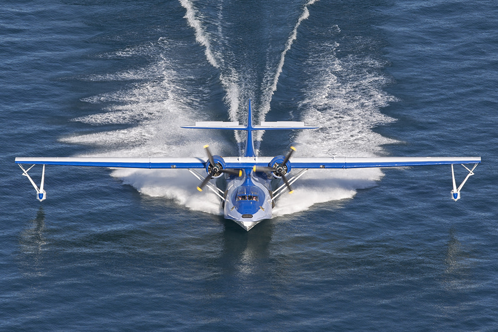 Entry to Float Plane