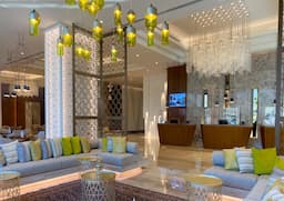 Grand Mercure Auckland Lobby