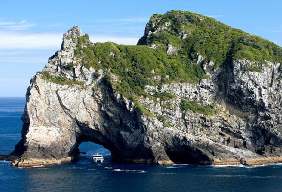 Hole in The Rock Cruise