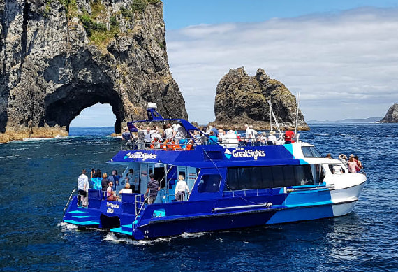 Hole in The Rock Cruise