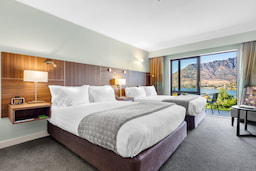Holiday Inn Queenstown Frankton Road Room
