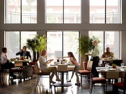 Holiday Inn Queenstown Frankton Road Restaurant