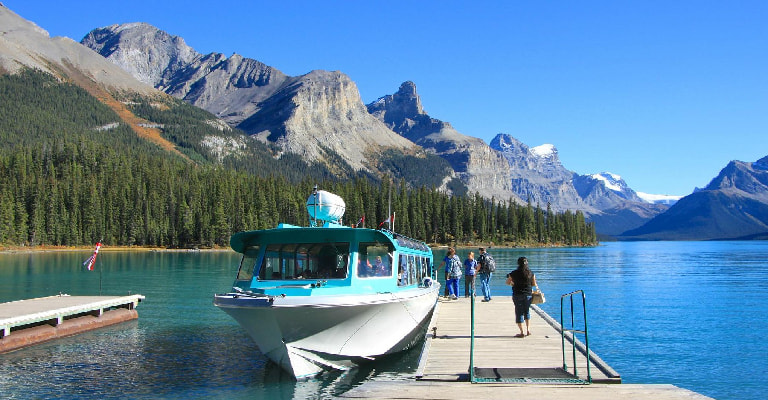 Maligne Lake Cruise