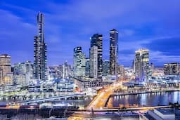 Oaks On Market Over View