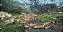 Peninsula Hot Springs