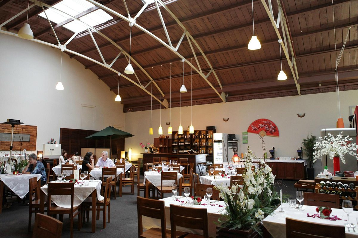 Auckland City Hotel - Restaurant Area