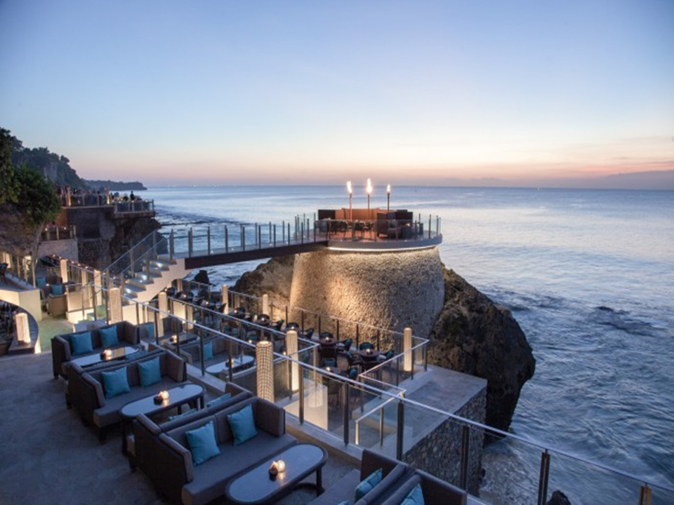 Rock Bar At Ayana Resort & Spa