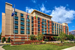 Courtyard By Marriott Dulles Airport Exterior View