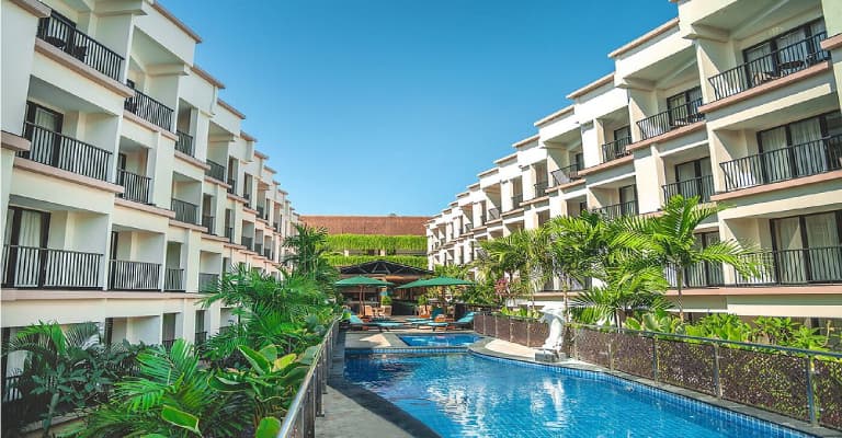 Cross Vibe Paasha Atelier Bali Kuta Exterior Voew