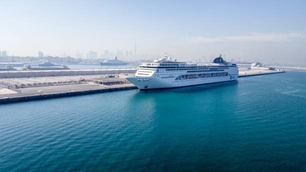 Dubai Cruise