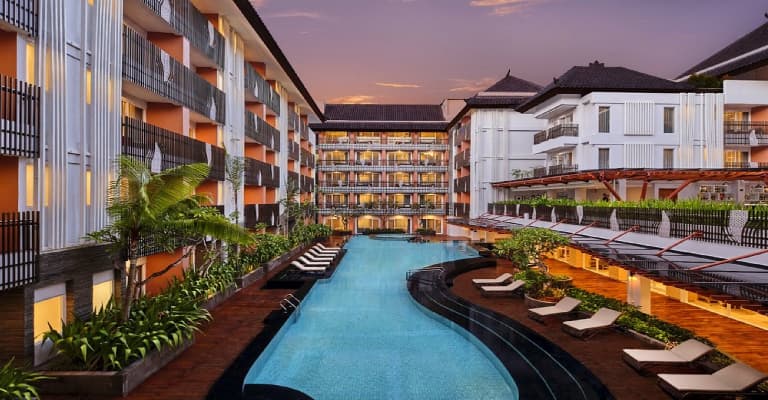 Fairfield by Marriott Bali Kuta Sunset Road Exterior View