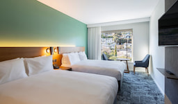 Holiday Inn Express Room