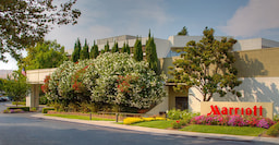 Pleasanton Marriott Exterior View