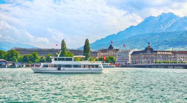 Lake Lucerne Cruise With Swiss Pass