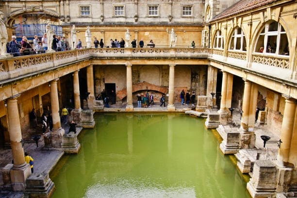 Guided tour of Roman Bath