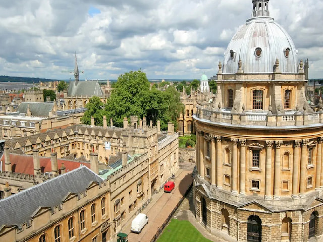 Stratford, The Cotswolds, Oxford, and Warwick Castle