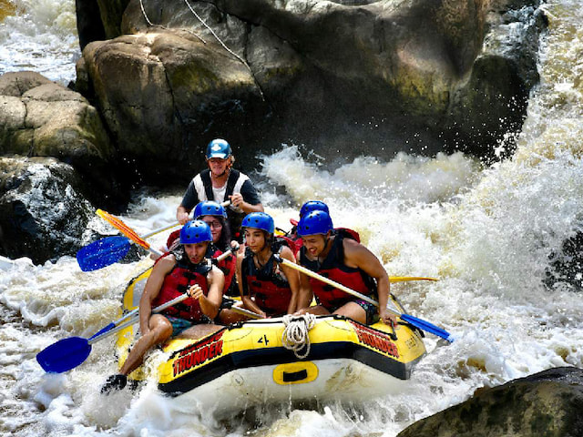 Experience-Thrilling-Rafting-1