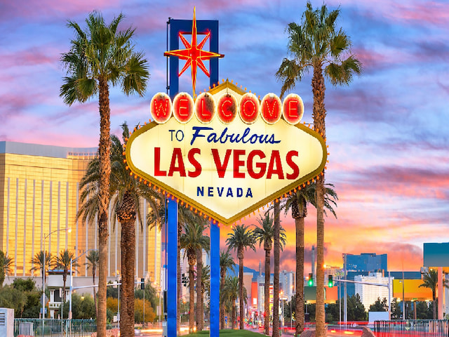 Take a selfie with the Las Vegas sign