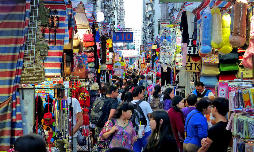 Hunt for The Best Bargains at Mong Kok Ladies Market - 1