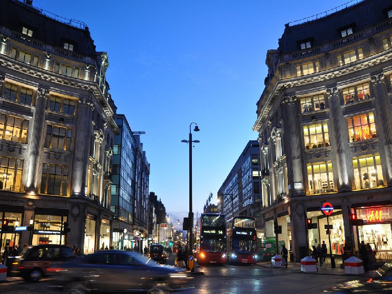 Strolling on Oxford Street-1