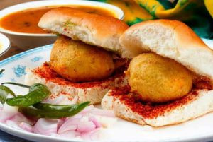 Must-Have Street Foods in Mumbai: A Culinary Journey Through 2025-26