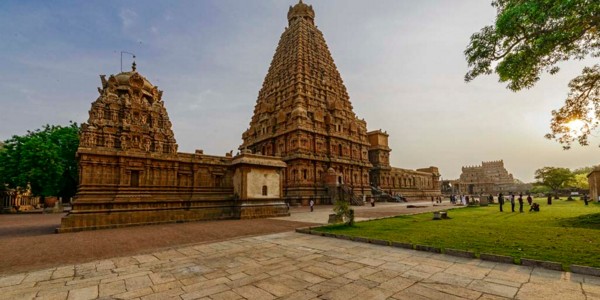 Brihadeeswara-temple - Flamingo Travels Blog